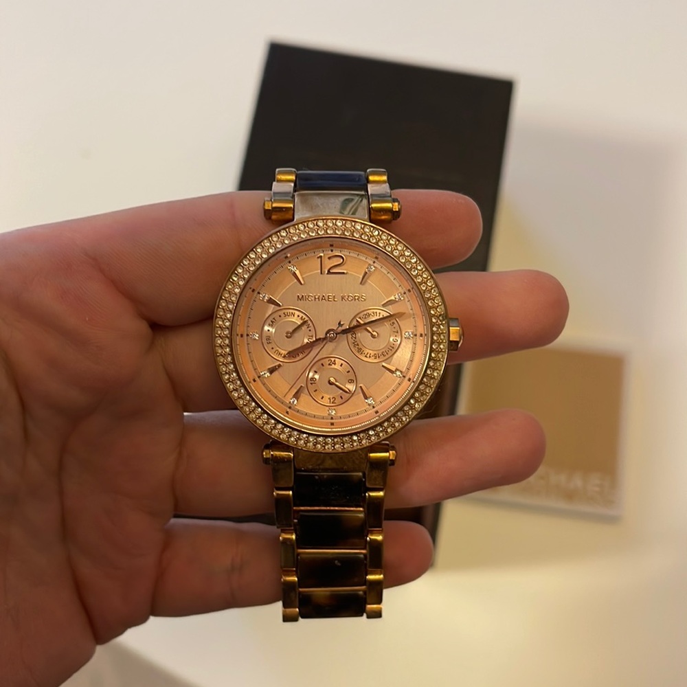 Michael Kors rose gold tortoise shell watch